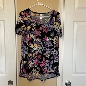 LulaRoe T-shirt